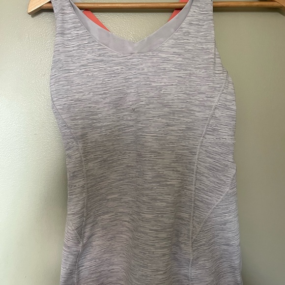 Lululemon Stash N Run Grey Size 8 - Picture 4 of 6